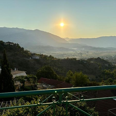 Relax Camping Gjirokastër المظهر الخارجي الصورة